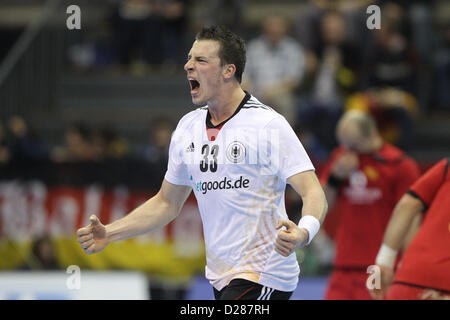 Dominik Klein Deutschlands feiert ein Ziel während der Herren Handball-WM wichtigsten Vorrundenspiel Deutschland Vs Montenegro in Granollers, Spanien, 16. Januar 2013. Foto: Fabian Stratenschulte/Dpa +++(c) Dpa - Bildfunk +++ Stockfoto