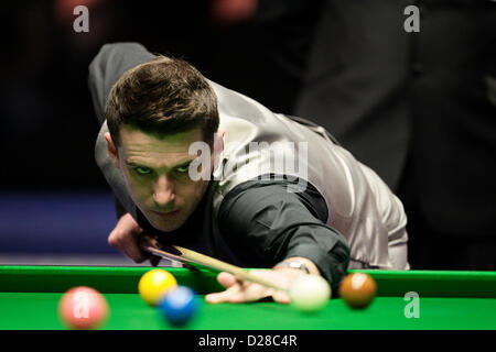 16.01.2013 London, England. Mark Selby in Aktion gegen Stuart Bingham tagsüber vier von den Masters Snooker von Alexandra Palace. Stockfoto