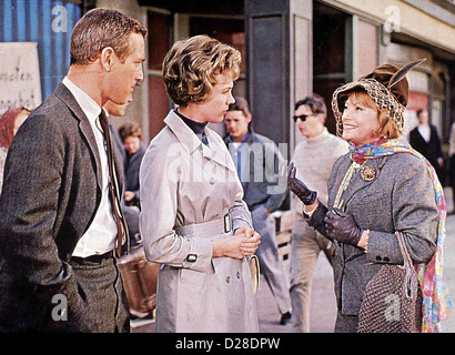 Der Zerrissene Vorhang zerrissen Vorhang Paul Newman, Julie Andrews, Lila Kedrova Prof. Armstrongs (Paul Newman) Assistentin Sarah Stockfoto