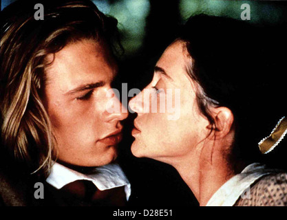 Sterben Sie Siebente Saite Tous Les Matins Du Monde Guillaume Depardieu, Anne Brochet Mit Begeisterung Lernt der Junge Heisssporn Stockfoto