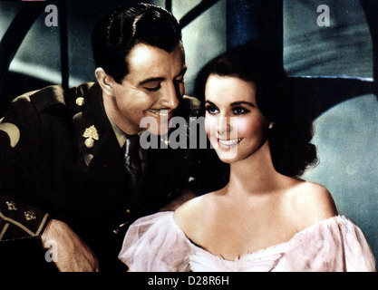 Ihr Erster Mann Waterloo Brücke Robert Taylor, Vivien Leigh Der britischen Kapitän Roy Cronin (Robert Taylor) Erfurts sterben Stockfoto