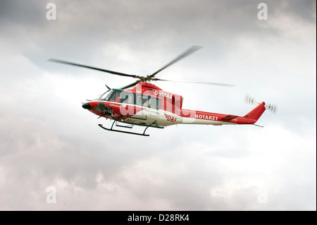 Berlin, Deutschland, Rettung Hubschrauber Christoph Berlin bei Abreise Stockfoto