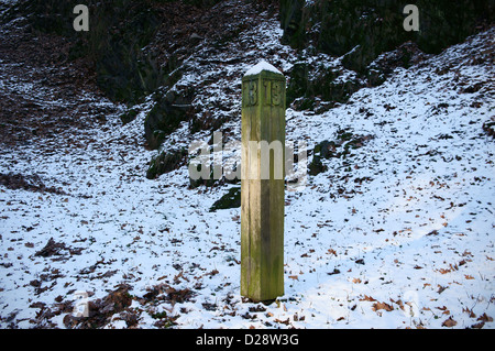 Orientierungspunkt Jerabek Brooks Nr. 13 dreizehn in Pruhonice Park Tschechien 12. Januar 2013 (CTK Foto/Libor Sojka) Stockfoto