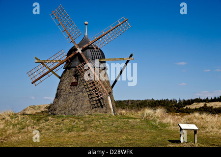 Einzigartige alte Heide strohgedeckten windmil Stockfoto