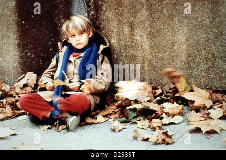 Gibt Es Zu grippalen Schnee?  Y'aura-T-Il De La Neige Noel?  Szene Misstrauisch Und Verbittert Erwarten sterben Kinder sterben Stockfoto