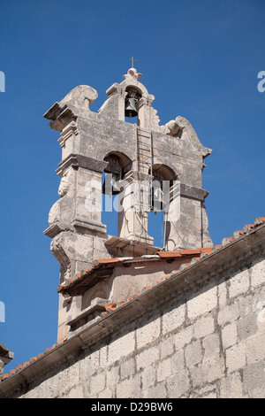 Glockenturm der Kirche in Korcula Kroatien Stockfoto