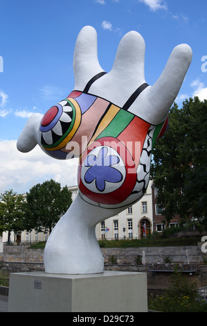 Nana von Niki de Saint Phalle Stockfoto