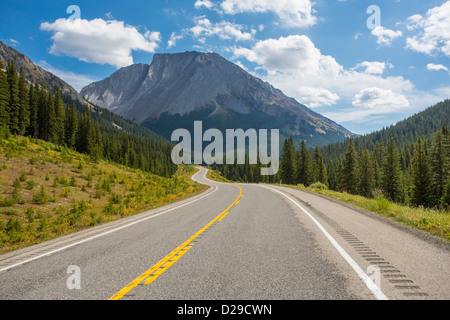 Route 40 in Kananaskis Country in Alberta, Kanada Stockfoto