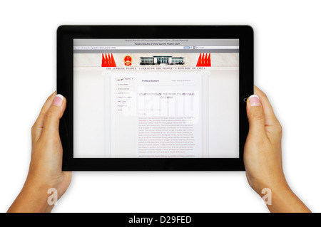 iPad-Bildschirm zeigt die chinesische Verfassung Webseite Stockfoto