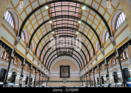 Hauptpost mit Malerei von Ho Chi Minh Stadt, Saigon, Vietnam Stockfoto