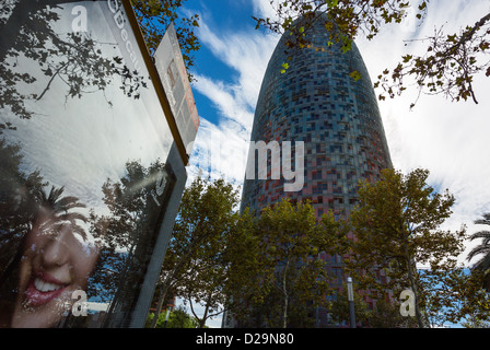 Spanien, Barcelona, der Torre Agbar vom Architekten Jean Nouvel entworfen. Stockfoto