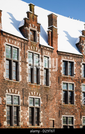 Detail des Hauses in Belgien mit traditionellen flämischen Architektur Stockfoto