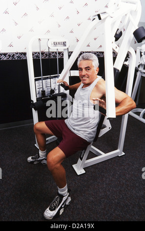 Senior woman Gewichte zu heben, lachen, haben Spaß, studly, MR282 Stockfoto