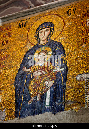 Mosaik der Jungfrau Maria und Kind Jesus Christus gefunden in dem Hagia Sophia Museum in Istanbul, Türkei Stockfoto