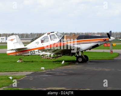 D2-ECV, Ayres - S2R-T34 Turbo Soor Lelystad (LEY - EHLE). Stockfoto