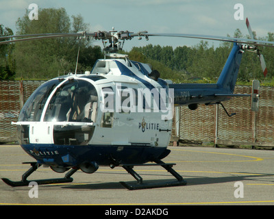 Niederlande - Polizei MBB BO-105CBS-4 PH-RPY (Cn S-544), der Flughafen Rotterdam Stockfoto