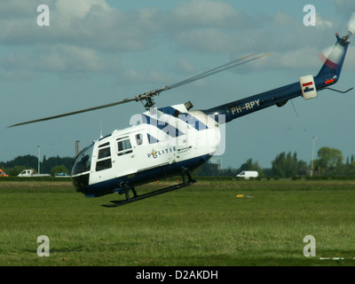 Niederlande - Polizei MBB BO-105CBS-4 PH-RPY (Cn S-544), der Flughafen Rotterdam Stockfoto