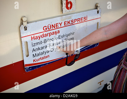 Seite der Bahnhof Haydarpaşa Terminal Railway Station, Istanbul, Türkei, Europa, Eurasien. Stockfoto