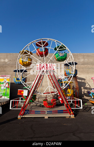 Kidddies Messegelände fahren bei Fiesta Playa San Juan, Teneriffa, Kanarische Inseln, Spanien Stockfoto