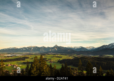 Wolken über ländliche Landschaft Stockfoto