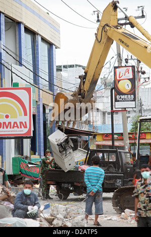 Padang, Indonesien, Aufräumen Arbeit in der Innenstadt Stockfoto