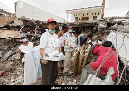 Padang, Indonesien, Aufräumen Arbeit in der Innenstadt Stockfoto