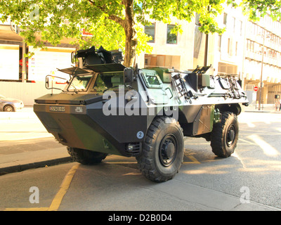 VAB 4 x 4 französischen Militärparade Champs Elysees Stockfoto