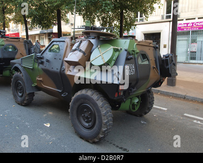 Panhard VBL französische militärische parade Champs Elysees Stockfoto