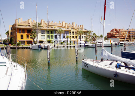 luxuriöse Hafen von Sotogrande in Spanien Stockfoto