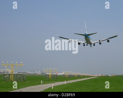KLM Boeing 747 Landung auf Schiphol Stockfoto
