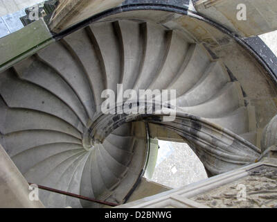 (Dpa Datei) Ein Datei-Bild vom 14. Juni 2010 zeigt die große Treppe Wendelstein im Schloss Hartenfels in Torgau, Deutschland. Foto: Franz-Peter Tschauner Stockfoto