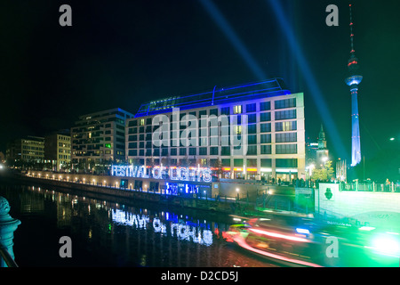 Berlin, Deutschland, beleuchtete CityQuartier DomAquarée Anlaesslichlich das Festival of Lights Stockfoto