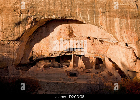 Ruinen der Klippe Behausung der präkolumbianischen Anasazi Indianer und UNESCO-Weltkulturerbe, Mesa Verde National Park in Colorado, Stockfoto