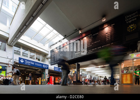 Paris, Frankreich, die Haupthalle des Bahnhofs Montparnasse in Paris Stockfoto