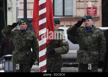 Bydgoszcz 20. Januar 2013 93th Stadt Bydgoszcz Jahrestag der Rückkehr in die Heimat. Unter den Bedingungen des Vertrags von Versailles, nach Jahren der Besatzung Bydgoszcz kehrte nach Polen zurück. Nach 148 Jahren der Besatzung und preußische Herrschaft wurde die polnische Verwaltung, Tradition, Bräuche und polnische Kultur wiedergeboren. Stockfoto