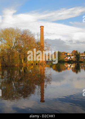 Stapeln Sie Pool, Kidderminster, Wyre Forest, Worcestershire, England, Vereinigtes Königreich, im Herbst Stockfoto
