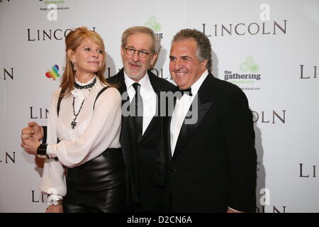 Kate Capshaw, Steven Spielberg und Jim Giamopulos an der Lincoln-Film premiere Savoy Kino in Dublin, Irland. Sonntag, 20. Januar 2013. Stockfoto