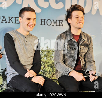 Liam Payne und Louis Tomlinson, 18. Januar 2013: Liam Payne, Louis Tomlinson, eine Richtung, 18. Januar 2013, Tokio, Japan: Liam Payne und Louis Tomlinson von One Direction eine Pressekonferenz in Tokio, Japan, am 18. Januar 2013 teilnehmen. (Foto: Aflo) Stockfoto