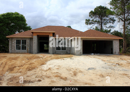 Eine typische 3 Schlafzimmer 2 Bad Zement Block Bau Haus gebaut in Florida, USA Stockfoto