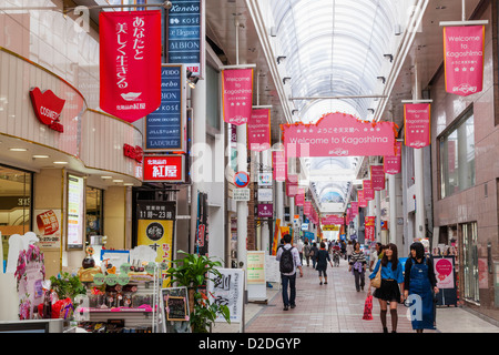 Kyushu, Kagoshima, Kagoshima City, Japan, Tenmonkan-Dori-Einkaufspassage Stockfoto