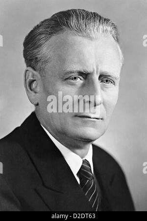 Datei Foto *** Präsident der Tschechoslowakei Antonin Novotny auf Archiv Bild 10. Dezember 1957 in Prag, Tschechoslowakei. Antonin Novotny war Präsident der Tschechoslowakei vom 19. November 1957 bis 28. März 1968. (CTK Foto/Jiri Rublic) Stockfoto