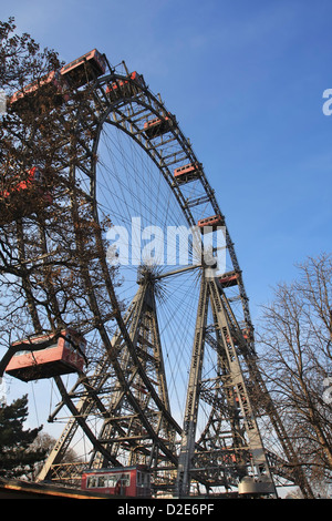 Riesenrad Riesenrad ist über 100 Jahre alt. Stockfoto