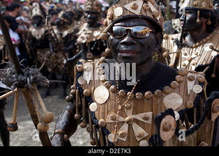 Straße Tänzerin, Ati-Atihan Festival 2013, Kalibo, Aklan, Philippinen Stockfoto