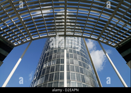 Essen, Deutschland, den RWE-Turm am Opernplatz Stockfoto