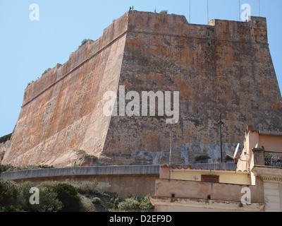 Eine mächtige Zitadelle in Bonifacio auf Korsika Stockfoto