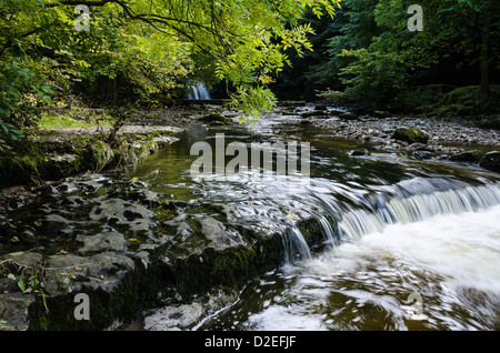 Wasserfall bei West Burton in den Yorkshire Dales National Park Stockfoto