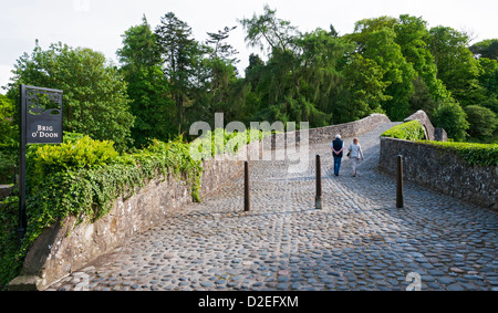 South Ayrshire, Schottland, Alloway, Brig o'Doon, 13C Brücke verewigt von schottischen nationalen Dichter Robert Burns (1759-96) Stockfoto