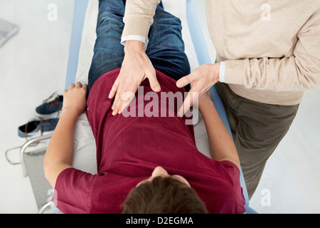 BAUCH SEMIOLOGIE KIND Stockfoto