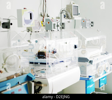 neugeborenes Baby im Krankenhaus Stockfoto