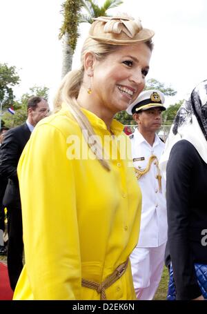 Holländische Prinzessin Maxima Besuche der Brunei Shell-Zentrale in Bandar Seri Begawan, Brunei, 22. Januar 2013. Die niederländische Königsfamilie ist bei einem zwei-Tages-langen Besuch in Brunei. Foto: Albert Nieboer / Niederlande, Stockfoto